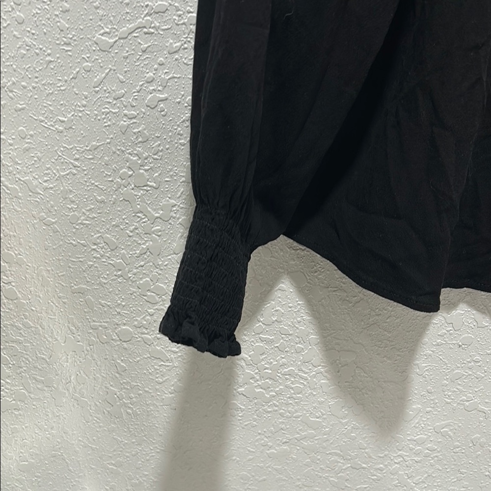 CALLIGRAPHIE Black Long Sleeve Blouse with Ruffled Collar and Bib Collar S-XL - Picture 9 of 11